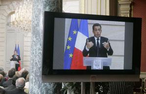 Nicolas Sarkozy aura dépensé 7,5 millions d'€ en 2009 pour vous faire croire en son efficacité