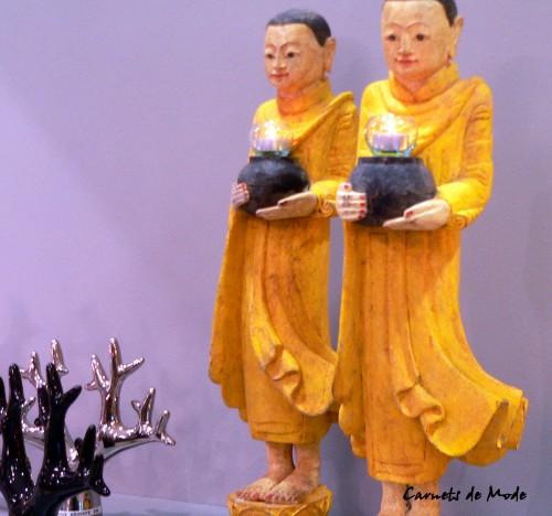 Vitirines lyonnaises au coeur de la Presqu'île #3 porte-bijoux et photophores.jpg