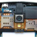 xperia-x10-demonte-10 Les entrailles du Sony Ericsson Xperia X10