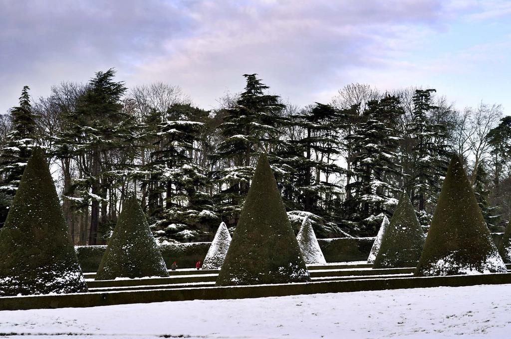 Les géants enneigés et Dernière ligne droite pour les lutins du Père Noël Les géants enneigés (34)