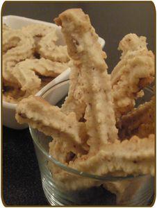 Biscuits de Noël : Spritz aux noisettes PC180103_