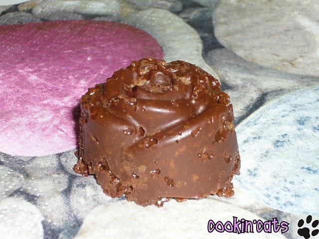 PRALINE FEUILLETE AU CHOCOLAT - LA RECETTE ORIGINALE PRALINE FEUILLETE AU CHOCOLAT - LA RECETTE ORIGINALE