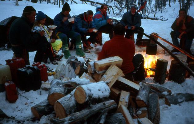 Bivouac sur la neige en poudre finlande-bivouac-soir.1261053150.jpg