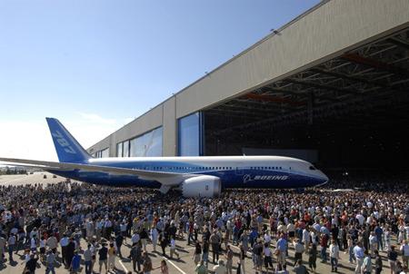 Premier vol du Boeing 787 Dreamliner