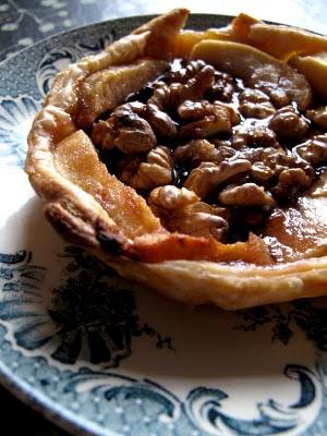 Tartelettes pomme, noix & sirop d'érable Tartelettes pomme, noix & sirop d'érable