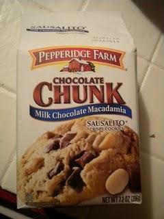 Américan Cookies Milk Chocolate Chip & Macadamia ...