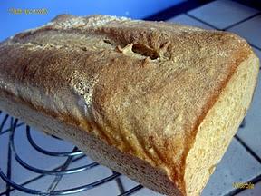 Pain au maïs http://lh5.ggpht.com/_R_hDG-ur51A/SzdkGO_5PRI/AAAAAAAAIfk/4EsfP6aw2VQ/s288/IMG_1289.JPG