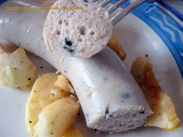 Papillotes de boudin blanc aux pommes http://lh6.ggpht.com/_R_hDG-ur51A/Szd-O3ijROI/AAAAAAAAIhw/dOCXOnf8EZI/s640/IMG_1305.JPG