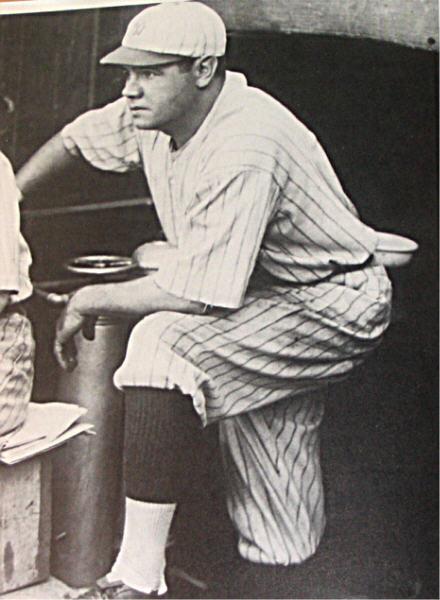 BabeRuth Babe Ruth dans l'uniforme des Yankees.