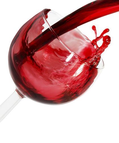 “French paradox” et maquillage - La revue de presse, épisode 2 Le vin rouge serait bon pour la santé. Le french paradox expliqué