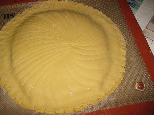 La galette des Rois de Gérard Mulot... Parce qu'il n'y a pas que P.H.. blog-galette-1.jpg