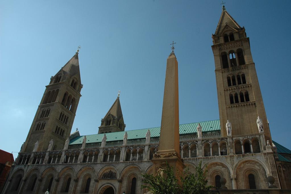 Pécs, capitale européenne de la Culture 2010 Cathédrale de Pécs