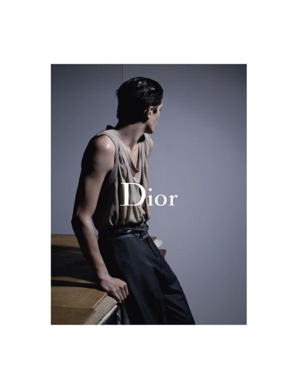 Juan Manuel Arancibia pour Dior Homme printemps été 2010 par Karl Lagerfeld Diorhomme