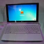 x300-hands-2010-01-07_18-51-30-rm-eng_600x398 LG X300 : Un netbook ultra-design ultra-mince