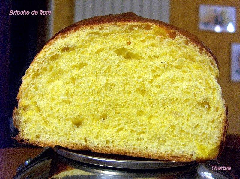 Brioche de Flore http://lh5.ggpht.com/_R_hDG-ur51A/S0Xfgx1ARdI/AAAAAAAAIs8/pm5orBPSM-k/s800/HPIM1108.JPG