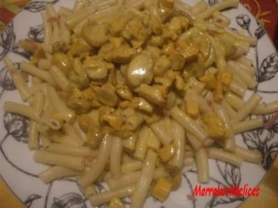 Macaronis en sauce crème escalope et champignons macarois