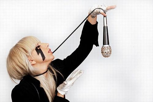 Lady GaGa Victime d'un malaise Lady GaGa Victime d'un malaise