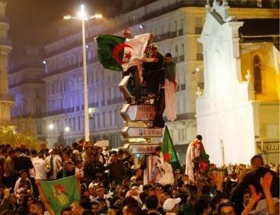 Marseille , encore une Gaudinade article_1911-MAR03-ALGERIE.jpg