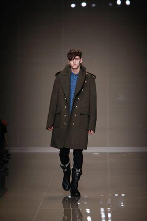 Le défilé Burberry Prorsum homme automne hiver 2010-2011 0f7701ec-bf7e-46d5-99d5-e486c98cf969