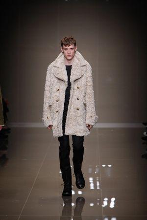 Le défilé Burberry Prorsum homme automne hiver 2010-2011 48b0b373-ecf7-41cb-9a2f-5a9d193bd438