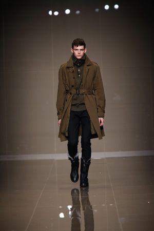 Le défilé Burberry Prorsum homme automne hiver 2010-2011 133f7970-d0e2-4f64-b910-03ab4a87bcb5