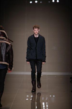 Le défilé Burberry Prorsum homme automne hiver 2010-2011 3b4ff9bb-6bee-440c-a3ec-3dcd3bb72c11