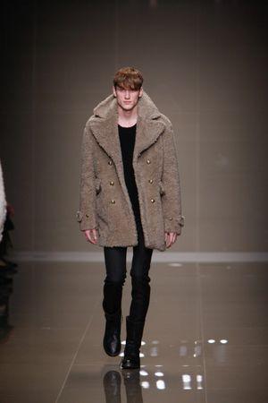 Le défilé Burberry Prorsum homme automne hiver 2010-2011 B720c536-d9f1-4caa-82fa-df75ff867056