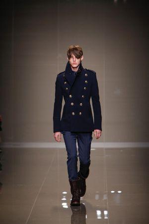 Le défilé Burberry Prorsum homme automne hiver 2010-2011 Be8cab40-6142-42cc-91e9-5a31c10e5e9c