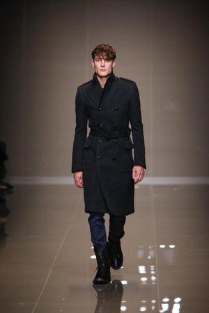 Le défilé Burberry Prorsum homme automne hiver 2010-2011 4ae37c5b-7476-4ce8-b653-48b9e65bd160