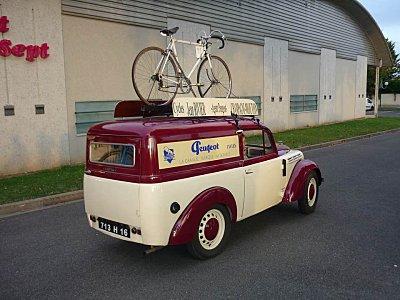 voiture_cycles_peugeot_P1010455_1-2.jpg