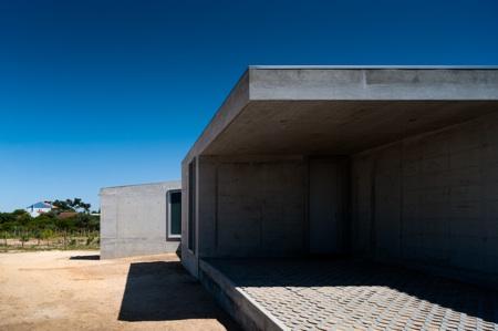 599-santarem-house-nuno-piedade-alexandre-9 Maison à Santarem
