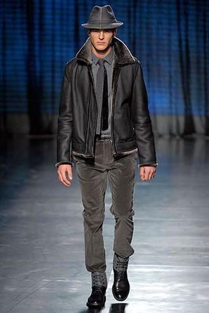 Le défilé Ermenegildo Zegna homme automne hiver 2010-2011 Zegna e