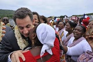 Nicolas Sarkozy à Mayotte : le chantage colonial ? Nicolas Sarkozy à Mayotte : le chantage colonial ?