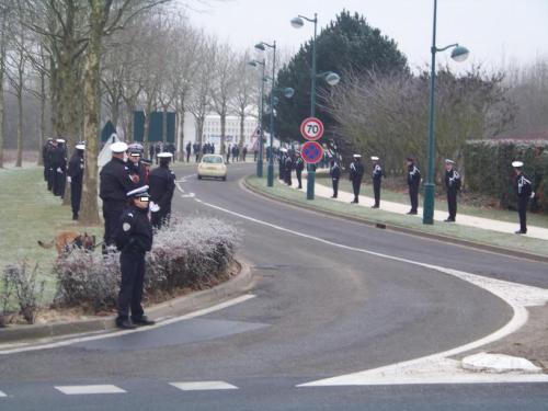 Obsèques d'un policier mort en service Obsèques d'un policier mort en service