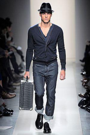 Le défilé Bottega Veneta homme automne hiver 2010-2011 Bottega f