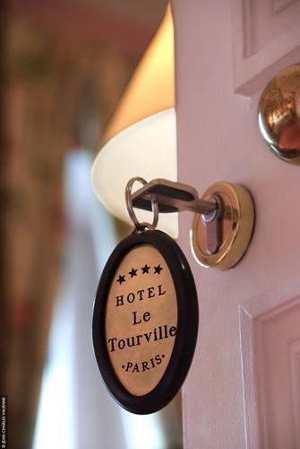 charming-hotel-tourville