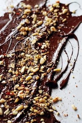 Chocolat, chocolat toujours chocolat… un sourire contre un petit plaisir minute chocolat et épices !