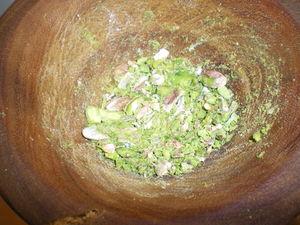 Cake aux abricots moelleux et aux pistaches pistache1