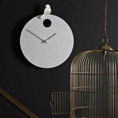 Horloge oiseau Happy Bird modèle blanc, 135€ soldé à 114,75€