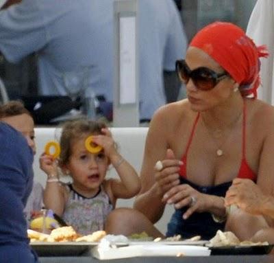 Jennifer Lopez et ses enfants relaxe à Miami