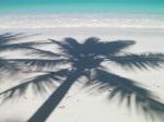 Ombre sur la plage de Kuto Lettres de Nouvelle-Calédonie : mon abécédaire