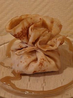 C 'est la chandeleur , qu'est ce qu'on met dans l 'aumonière ??? C 'est la chandeleur , qu'est ce qu'on met dans l 'aumonière ???
