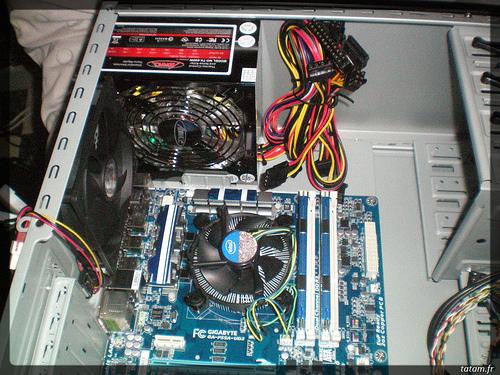 Nouvelle année, nouvel ordinateur… Carte mère Gigabyte et alimentation 650W