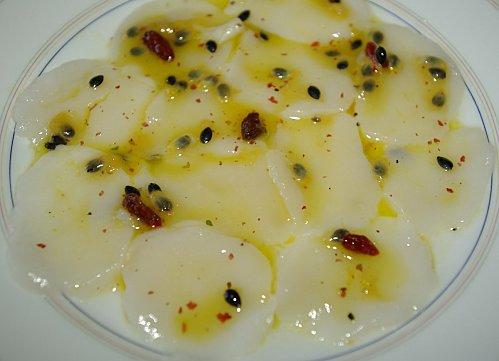 Carpaccio exotique de coquilles St-Jacques _G105507.JPG