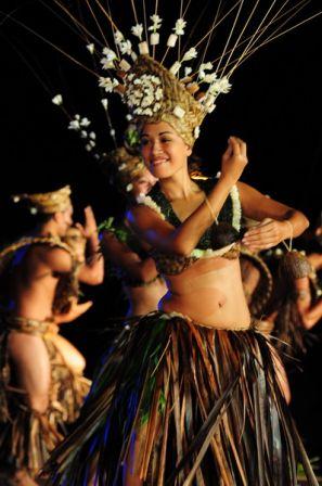 DSC_6534.JPG, sept. 2009 Le Monoi à l'honneur au Heiva i Tahiti 2009 avec Tamariki Poerani