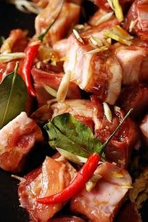 Un dimanche à moulitude sur canapé ou comment un p’tit cochon nous a sauvé de la faim… Un dimanche à moulitude sur canapé ou comment un p’tit cochon nous a sauvé de la faim…