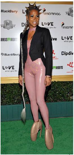 kelis-in-alexander-mcqueen.jpg