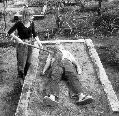 United Trash of America 2593 1100028055630 1074536620 331688 7904927 n