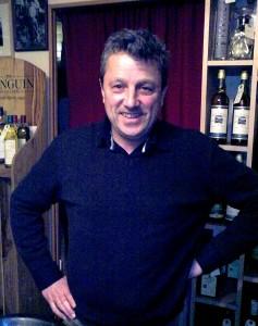 philippe chesnelong 237x300 coup de coeur  Rencontre avec Philippe Chesnelong, vigneron du Domaine des Creisses.