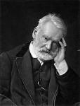 Victor Hugo sera le symbole de la culture française à l'étranger